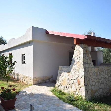 Bed and Breakfast Borgo Cerasa Вьесте Экстерьер фото