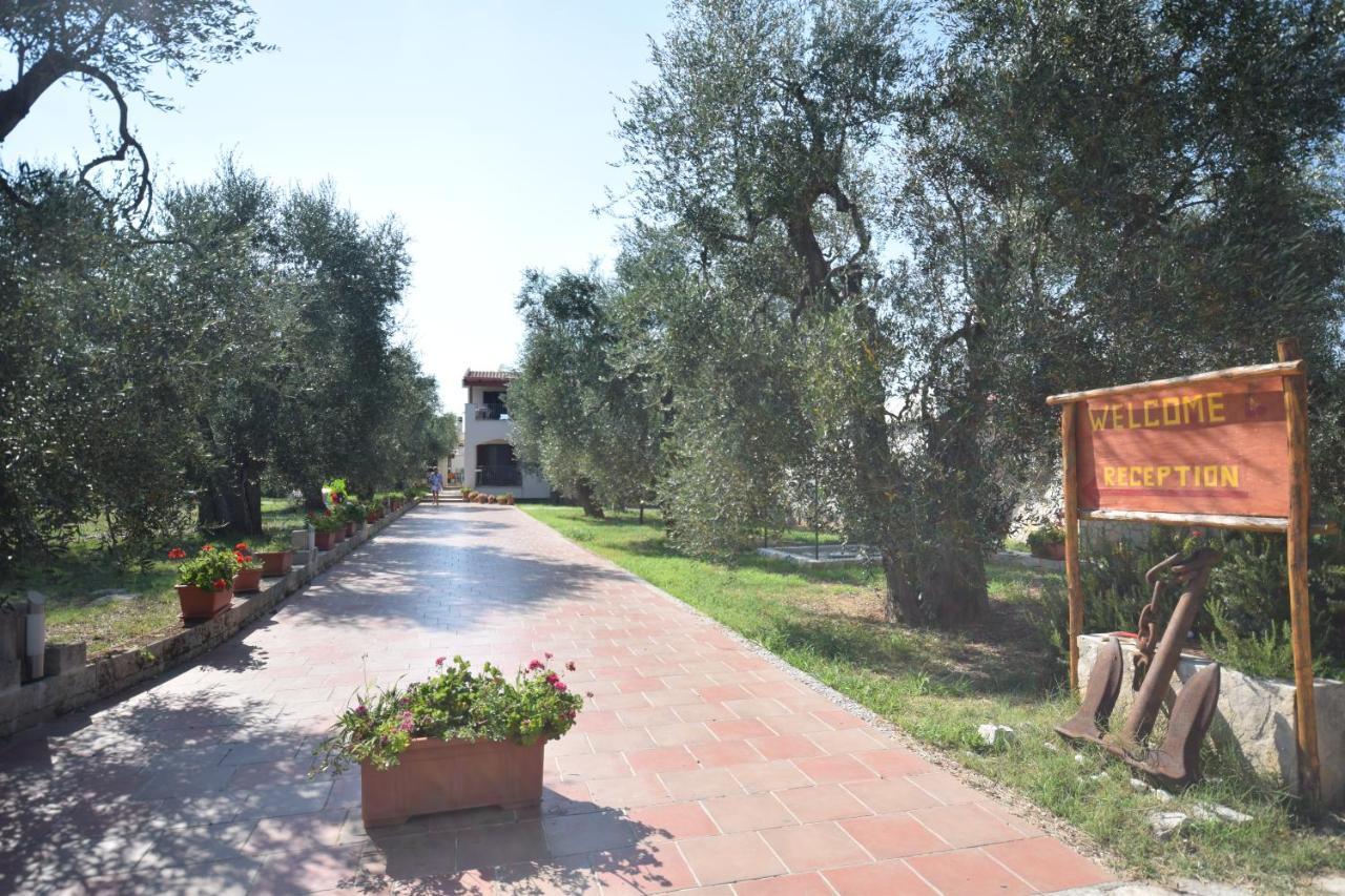 Bed and Breakfast Borgo Cerasa Вьесте Экстерьер фото