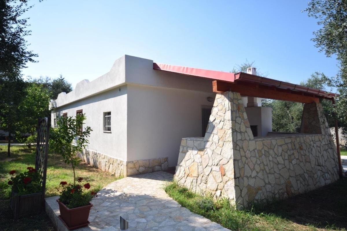 Bed and Breakfast Borgo Cerasa Вьесте Экстерьер фото